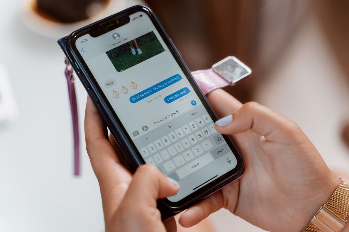 موبائل پر ٹیکسٹ میسج لکھنا — ATL SMS 9966