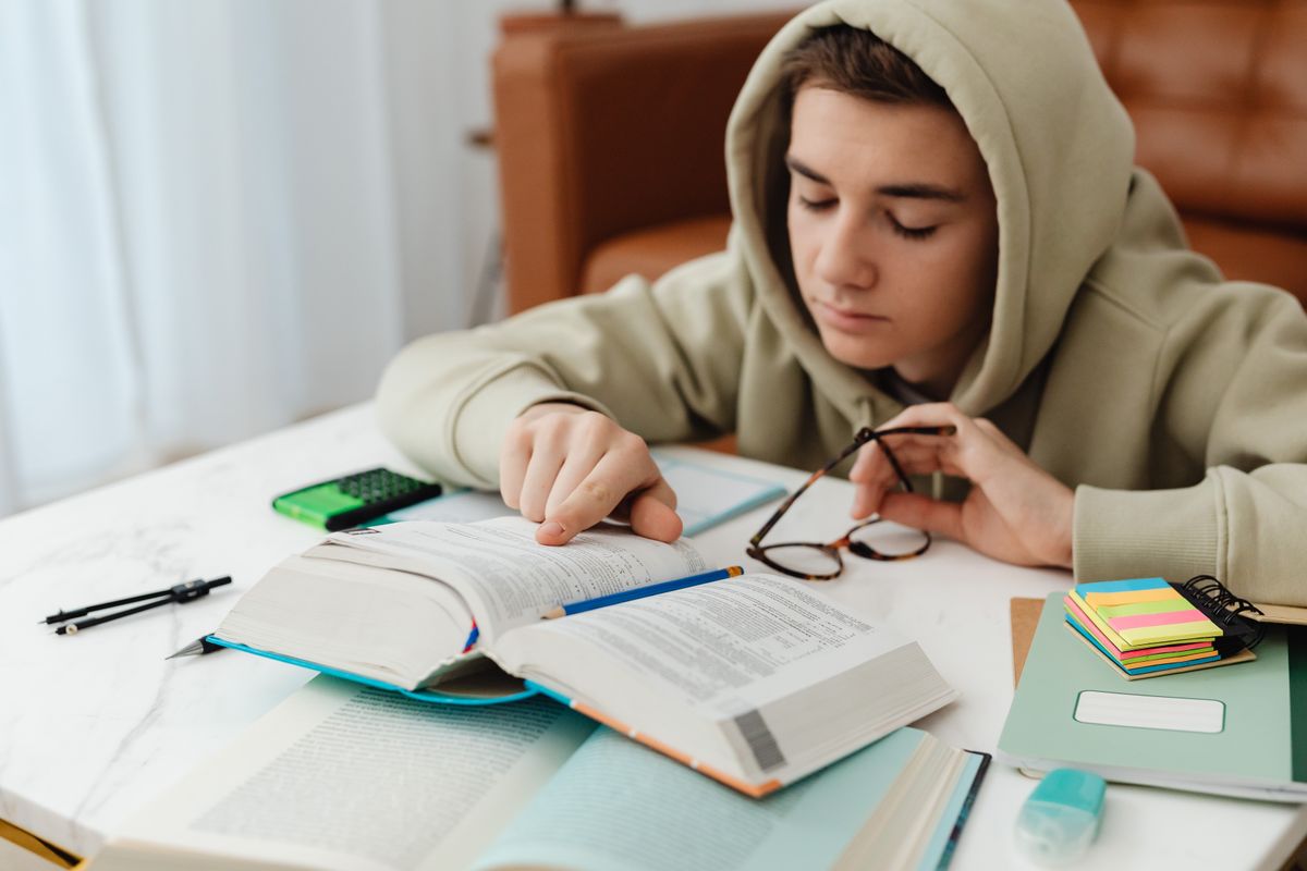 دماغی نقشہ سازی اور نوٹس — سبق یاد کرنے کا طریقہ